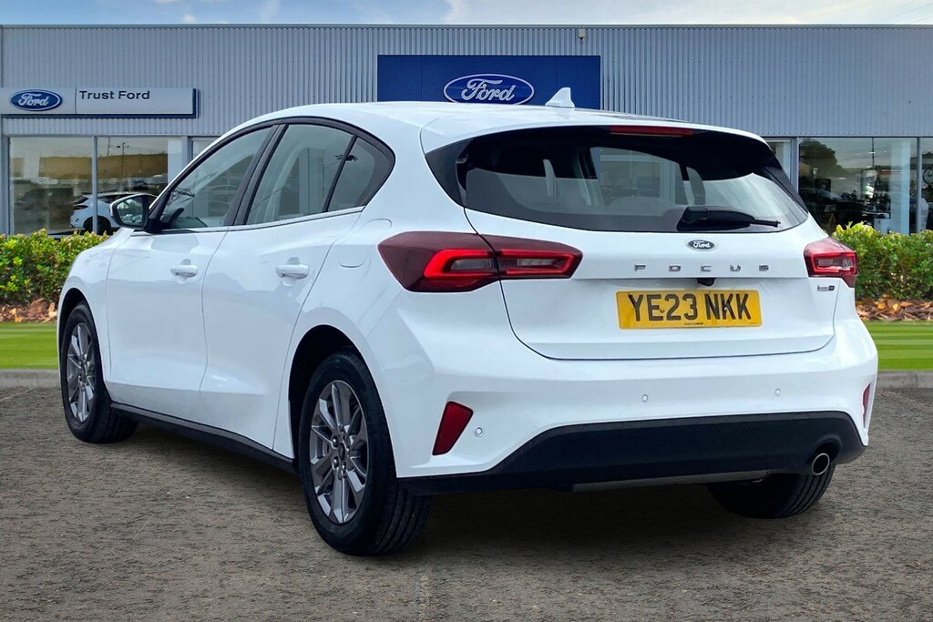 Ford Focus 1.0 Ecoboost Hybrid Mhev 155 Titanium Wi YE23NKK White #2