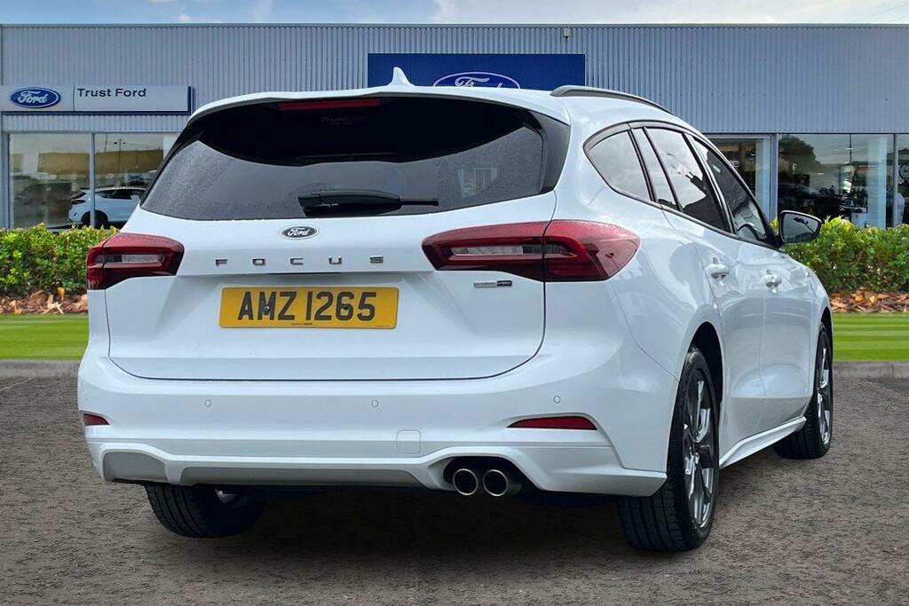 Ford Focus 1.0 Ecoboost Hybrid Mhev 155 St-line AMZ1265 White #4