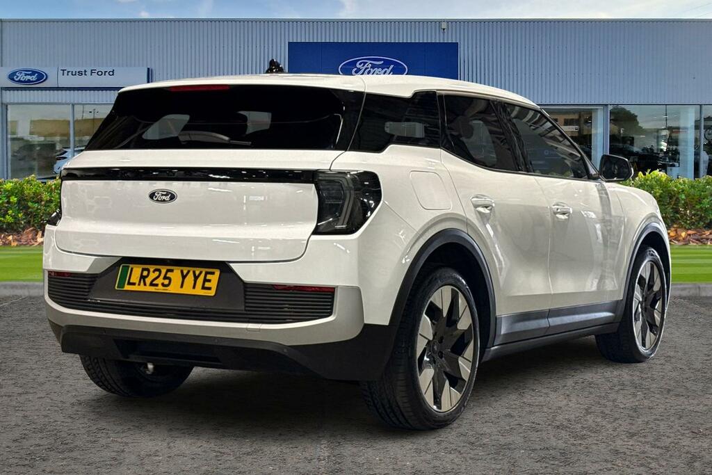 Ford Explorer Extended Range 79Kwh Premium Suv LR25YYE White #4