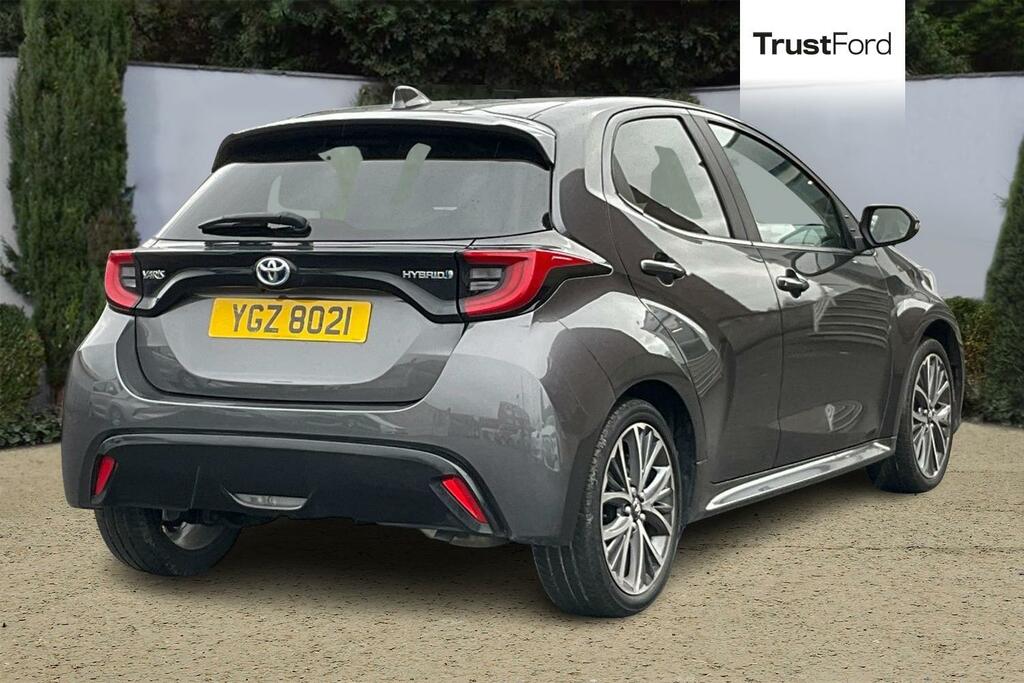 Toyota Yaris 1.5 Hybrid Excel Cvtrear Camera - Sat Nav - YGZ8021 Grey #4