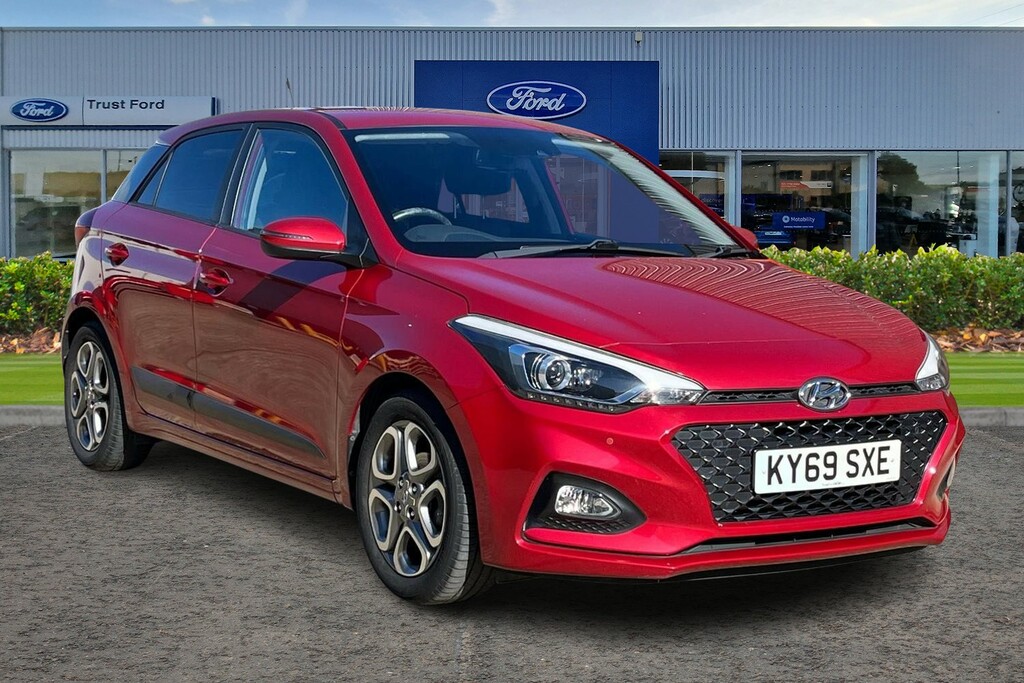 Hyundai I20 1.2 Premium Nav Hatchback Euro 6 Red