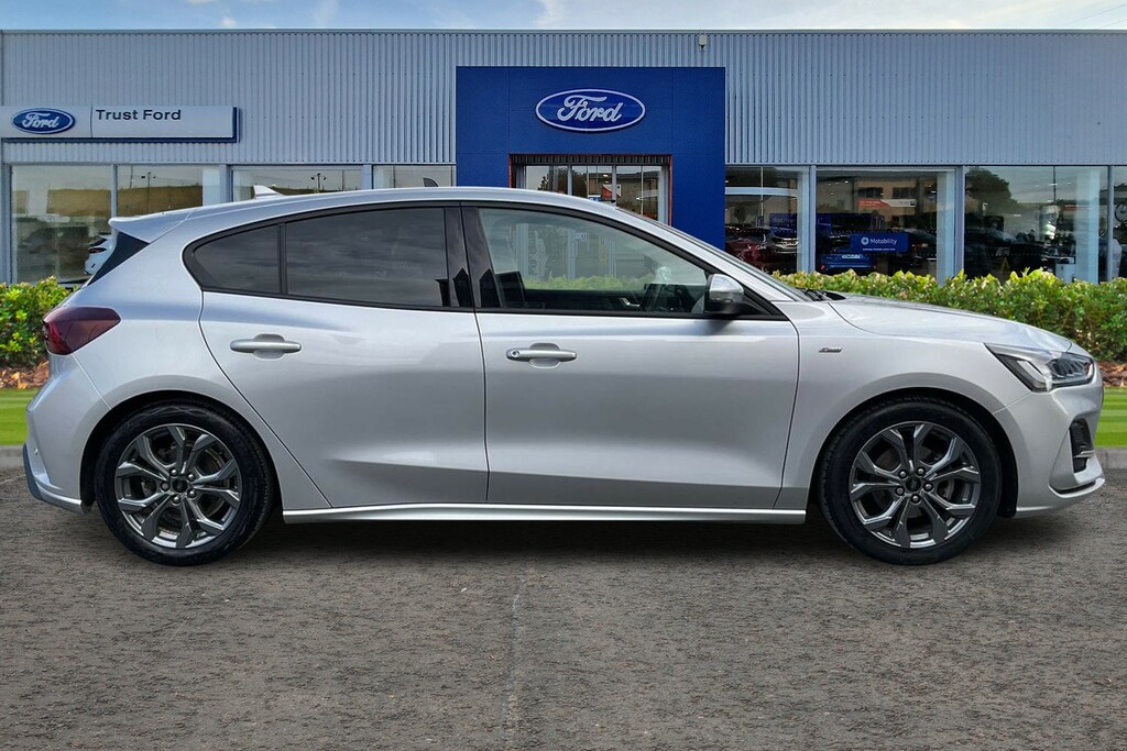Ford Focus 1.0 Ecoboost Hybrid Mhev St-line 5Drfront Rear LG24FSB Silver #3