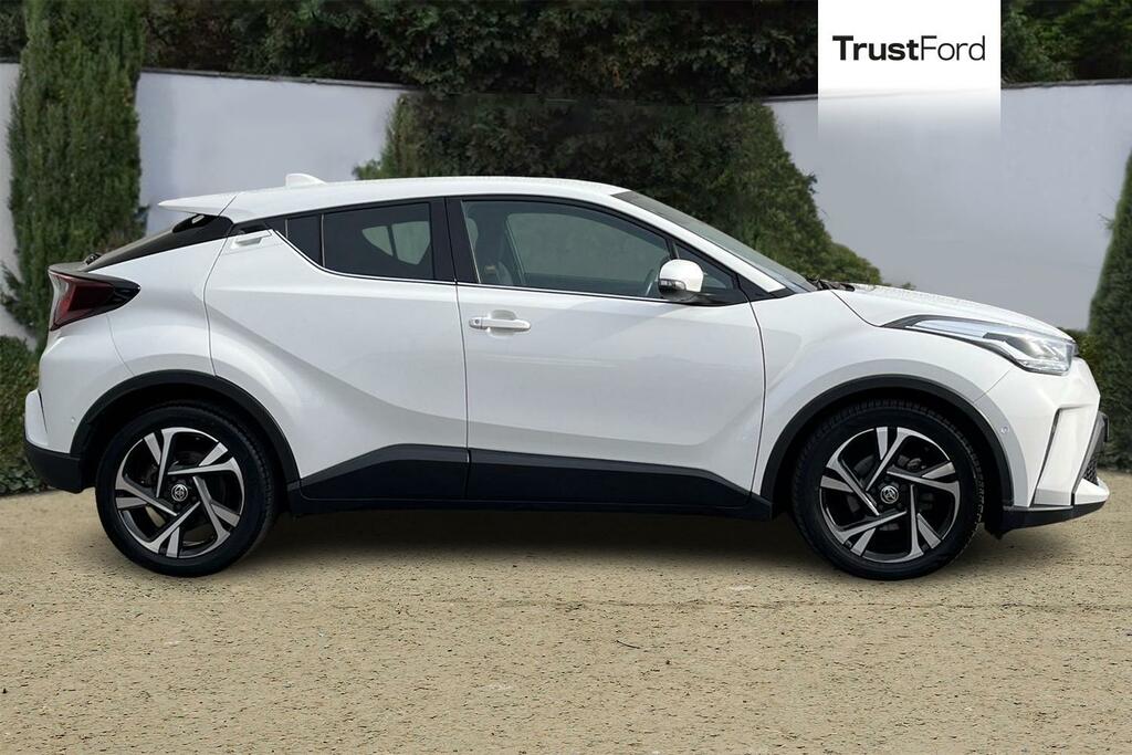Toyota C-Hr 1.8 Hybrid Design Cvt SN72CXM White #3