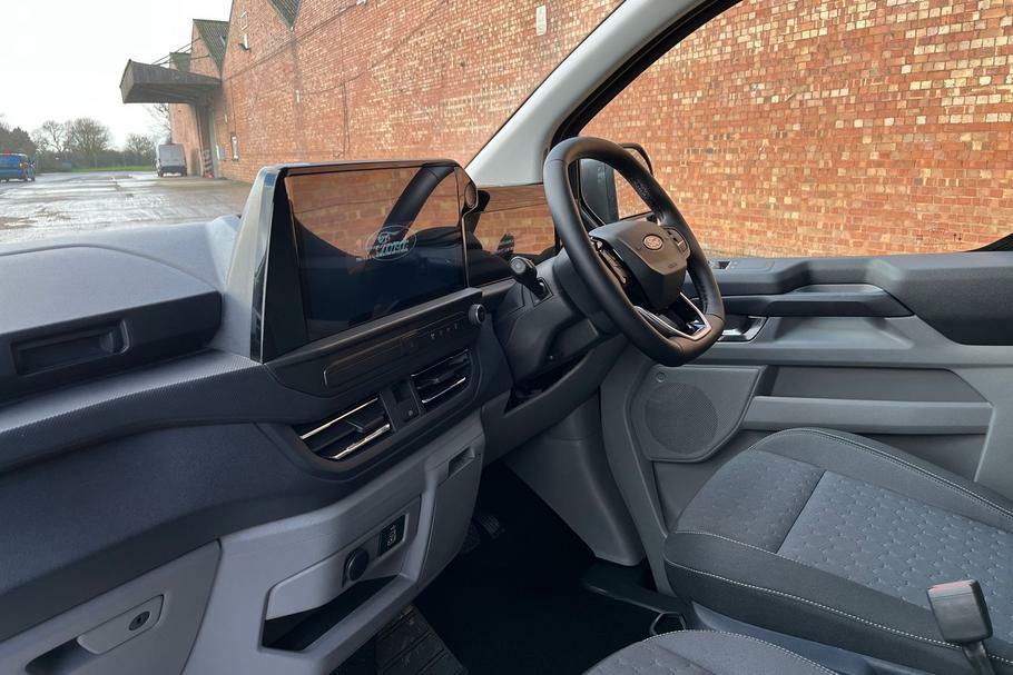 Ford Transit Custom 320 Limited L1 Swb Double Cab In Van Fwd 2.5 YM75CEJ  #3