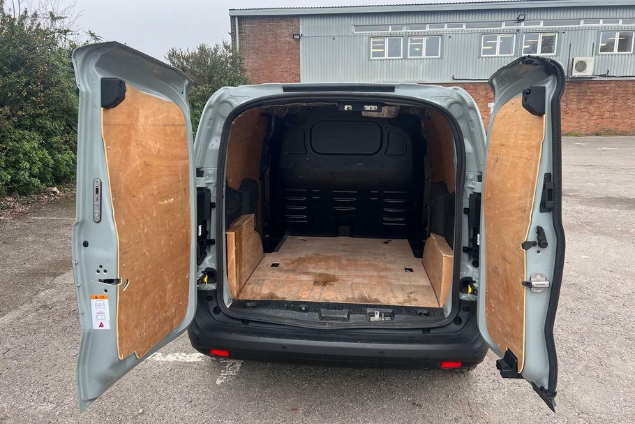 Ford Transit Courier Limited 1.0 Ecoboost 125Ps Grey #6