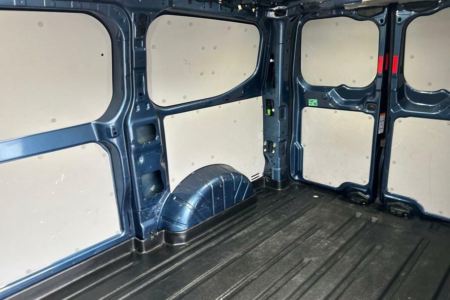Ford Transit Custom 300 Limited L1 Swb Fwd 2.0 Ecoblue 136Ps Low WT24AAF Blue #4