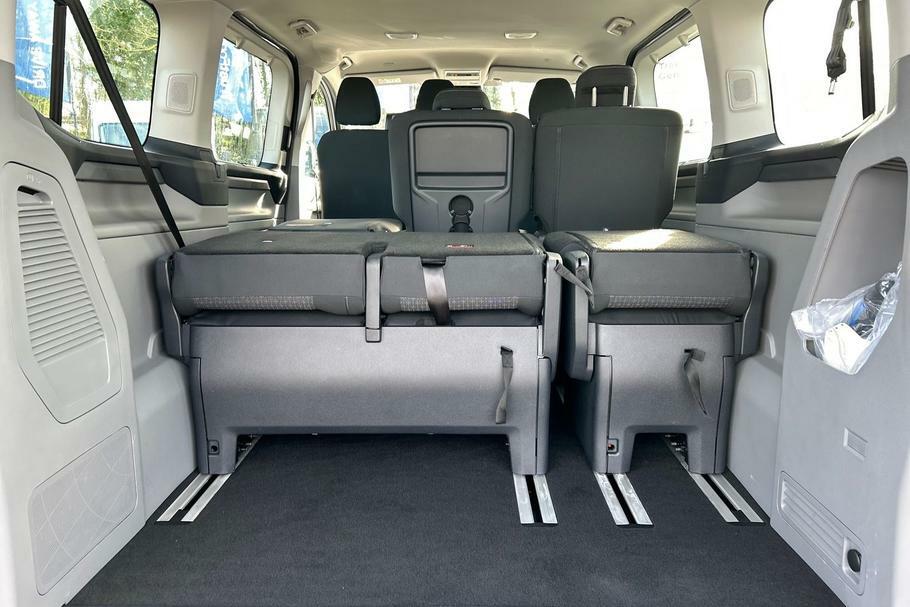 Ford Tourneo Custom 340 Zetec L1 Swb Fwd 2.5 Phev 232Ps Low Roof White #4