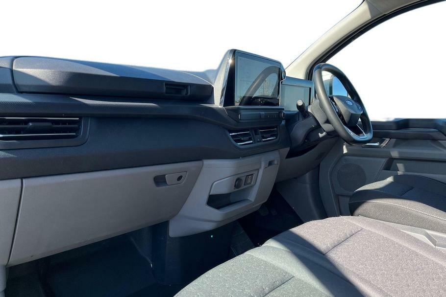 Ford Transit Custom 320 Limited L1 Swb Rwd 100Kw 65Kwh Low Roof LD74XDS White #3