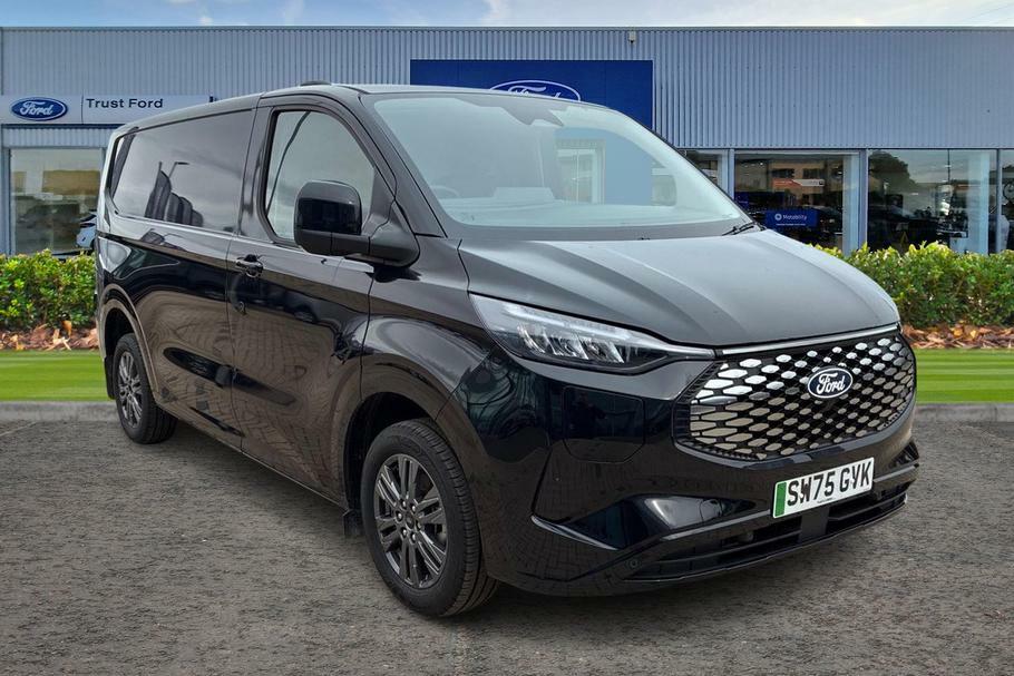 Ford Transit Custom 320 Limited L1 Swb Rwd 100Kw 65Kwh Low Roof Black