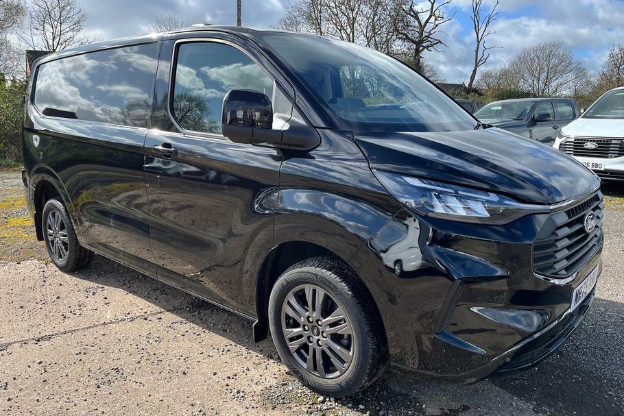 Ford Transit Custom 320 Limited L1 Swb Fwd 2.0 Ecoblue 136Ps Low Roof Black