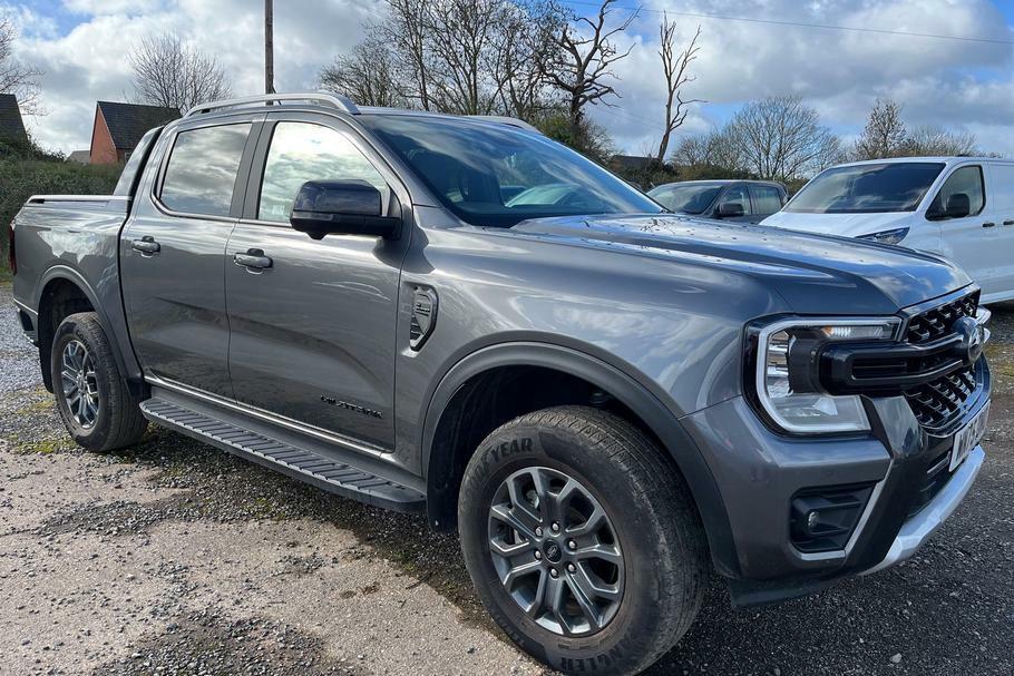Ford Ranger Wildtrak 2.0 Ecoblue 205Ps 4X4 Double Cab Pic Grey