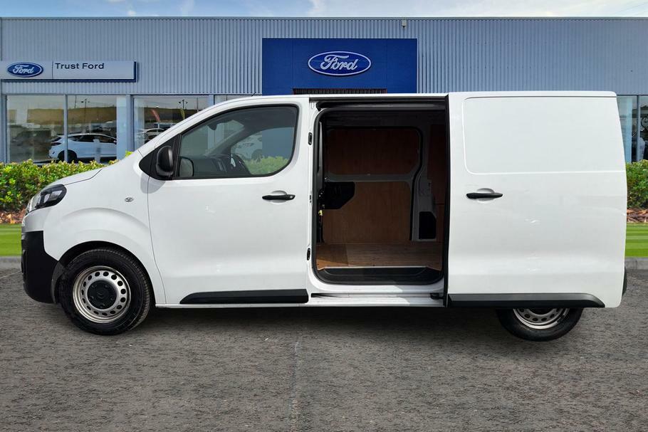 Citroen Dispatch Enterprise Pro 1.5 Bluehdi 1000 Fwd Euro 6 100Ps MC72KXO White #4