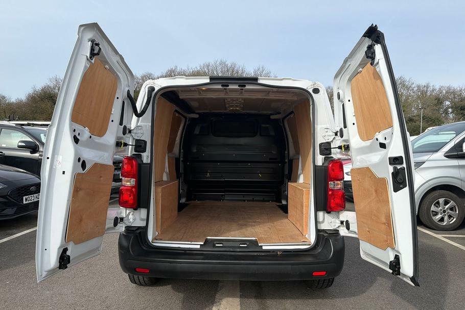 Citroen Dispatch Enterprise Pro 1.5 Bluehdi 1000 Fwd Euro 6 100Ps MC72KXO White #5