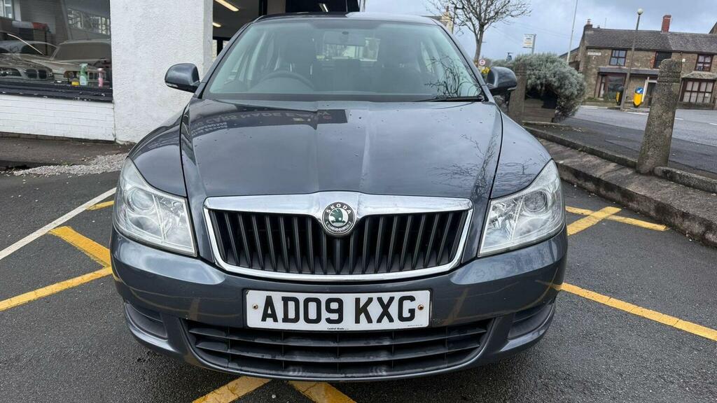 Skoda Octavia Hatchback 1.9 Tdi Se Euro 4 200909 Grey #2