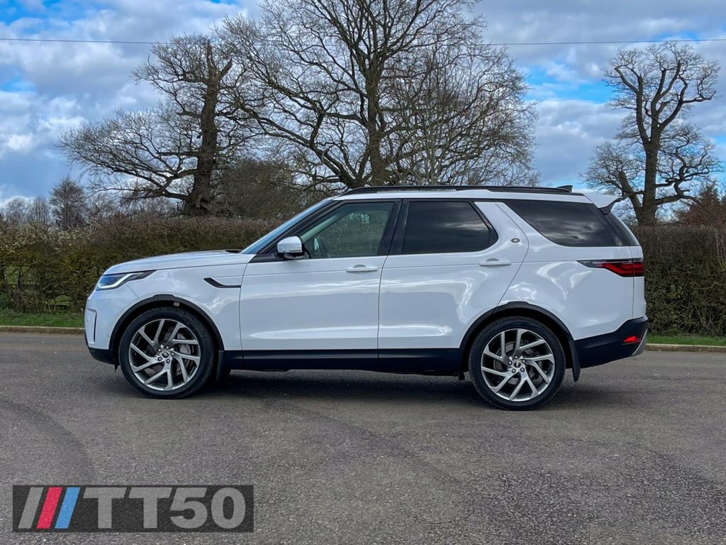Land Rover Discovery 3L Hse YK71UWG White #3