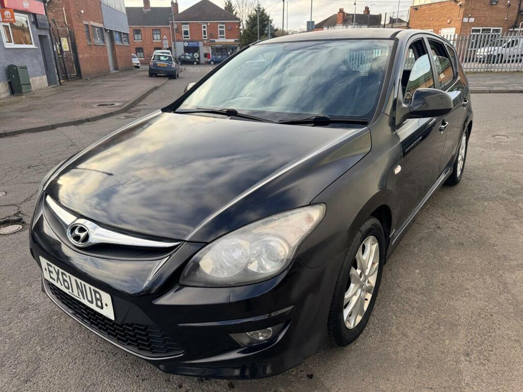 Hyundai I30 Hatchback 1.4 Comfort Euro 5 201161 Black #5