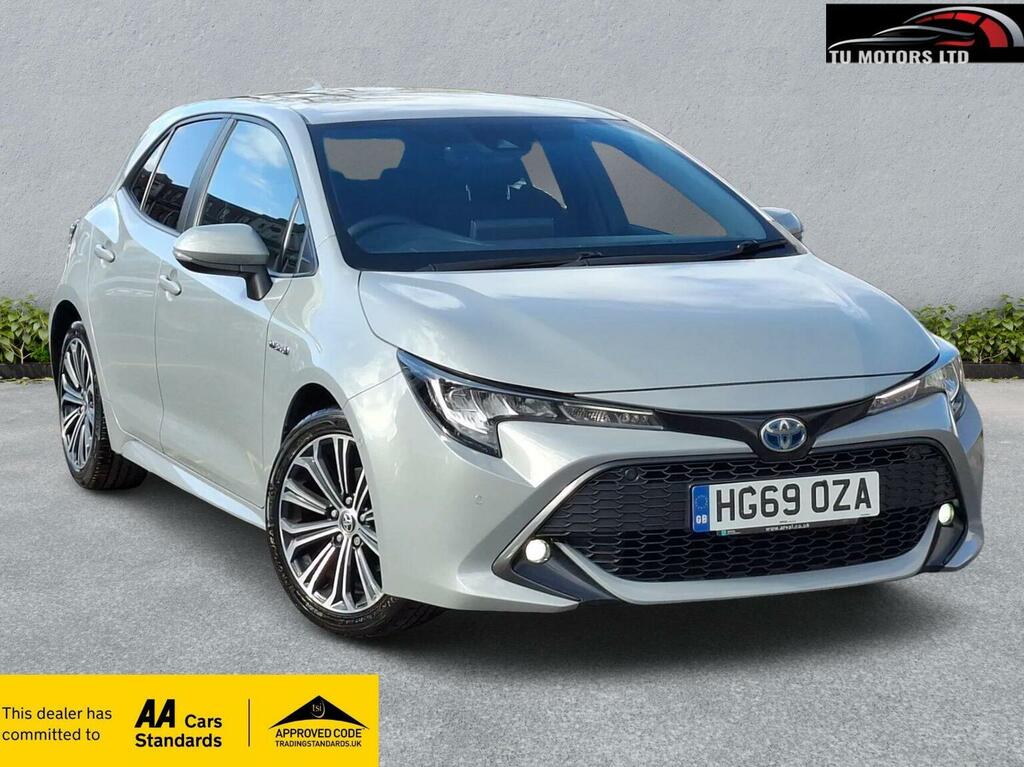 Toyota Corolla Hatchback 1.8 Vvt-h Design Cvt Euro 6 Ss 2 Grey