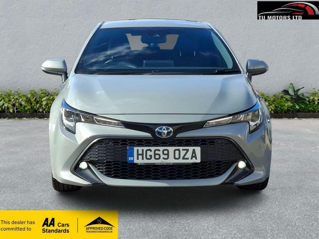 Toyota Corolla Hatchback 1.8 Vvt-h Design Cvt Euro 6 Ss 2 HG69OZA Grey #2