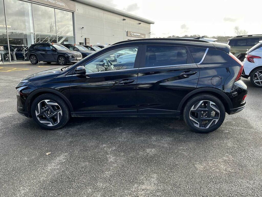 Hyundai Bayon 1.0 Tgdi 90 Tech Line Dct GD75KRJ Black #4