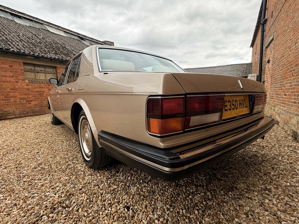 Rolls-Royce Silver Spirit 6.8 Gold #5