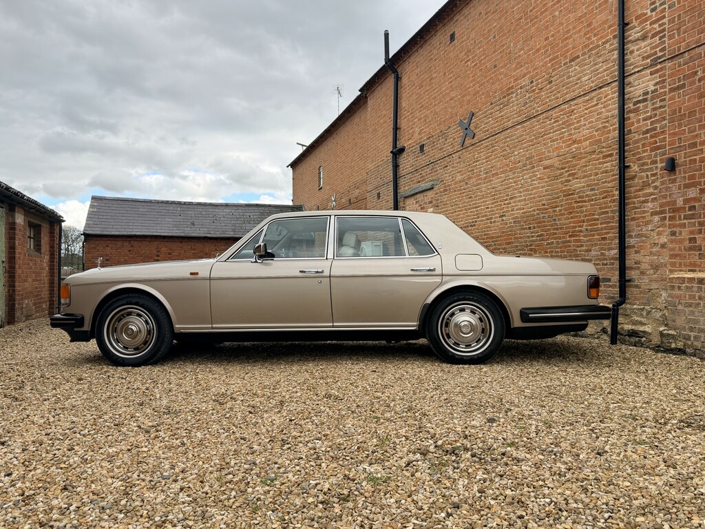 Rolls-Royce Silver Spirit 6.8 Gold #6