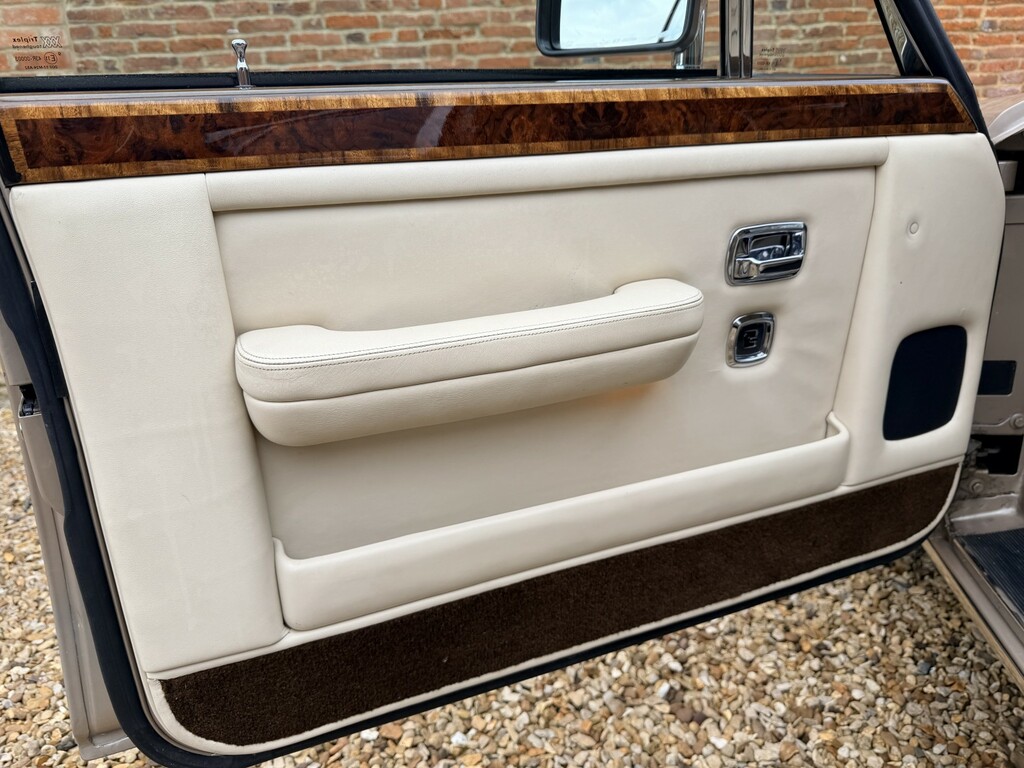 Rolls-Royce Silver Spirit Spirit 6.8L White #22