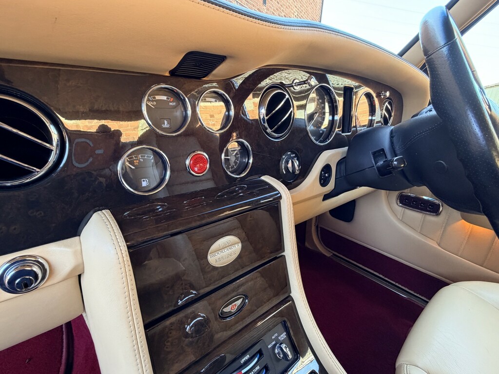 Bentley Brooklands R Blue #16