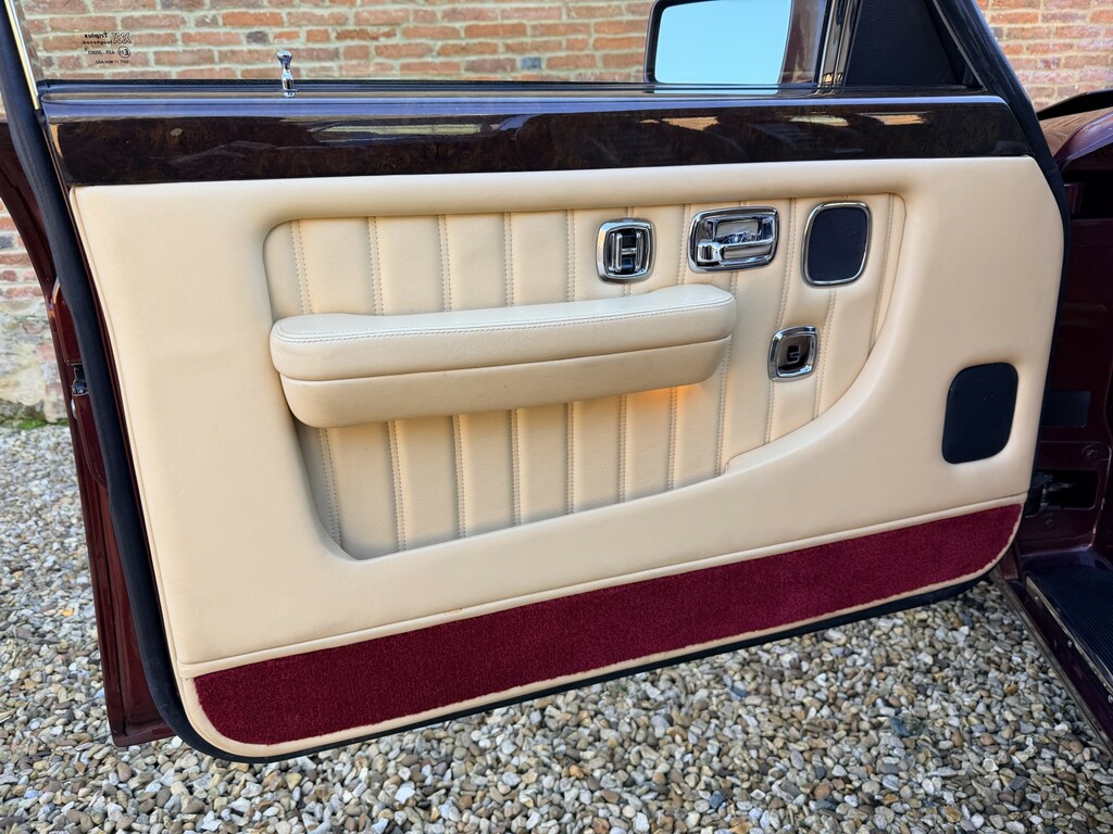 Bentley Brooklands R Blue #21
