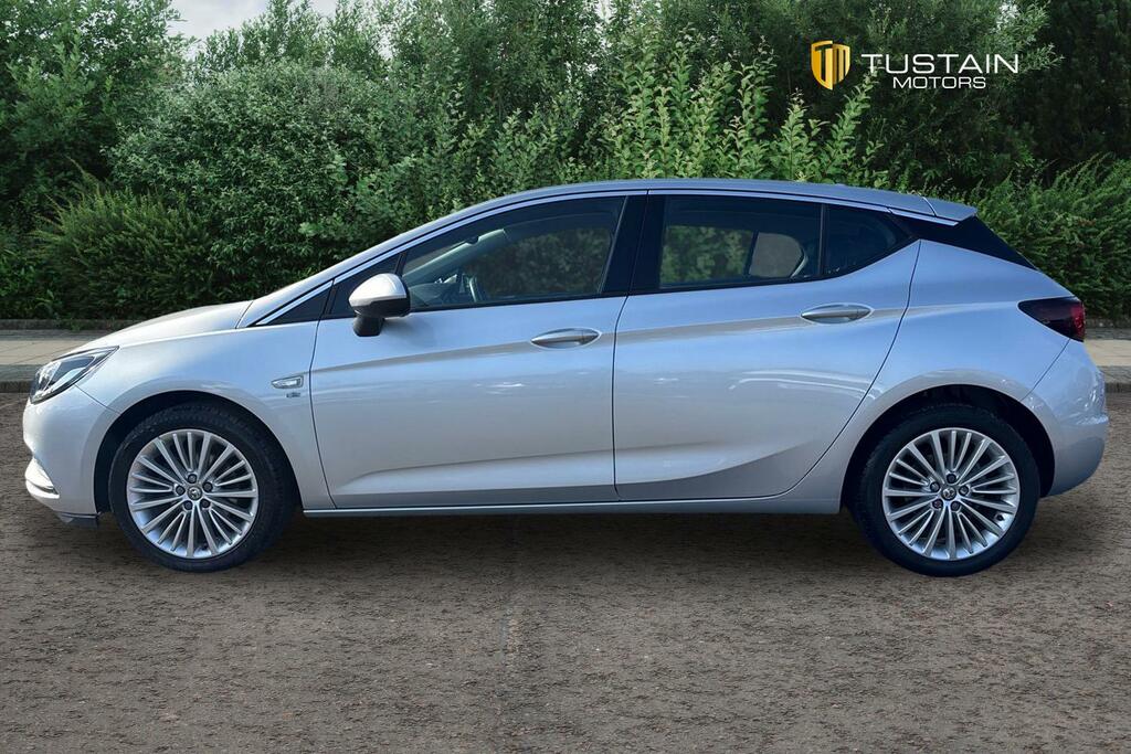 Vauxhall Astra Vauxhall Astra 1.4I Turbo Elite Nav Hatchback 5... Silver