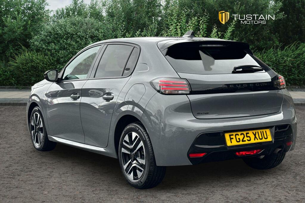 Peugeot 208 Peugeot 208 1.2 Puretech Allure Hatchback P... FG25XUU  #4