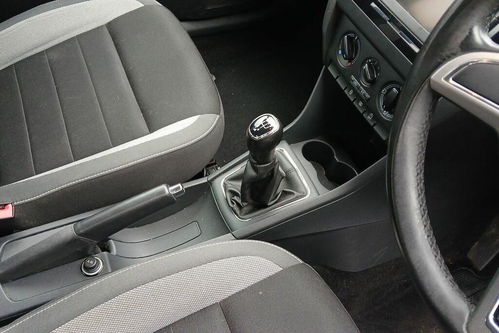Skoda Rapid 1.2 Tsi 105 Greentech Elegance Blue #6