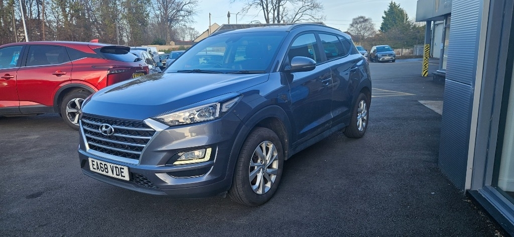 Hyundai Tucson Hyundai Tucson 1.6 Gdi Se Nav Suv Ma... EA68VDE  #5