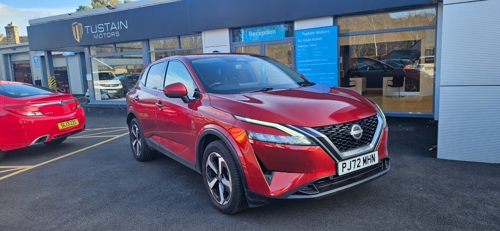 Nissan Qashqai Nissan Qashqai 1.3 Dig T Mhev N Connecta Suv 5D... 