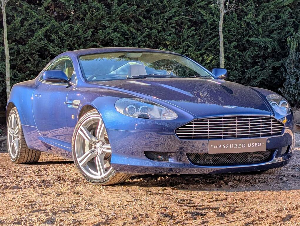 Aston Martin Rapide anthracite coffre / Aston Martin / Photos GT / Les