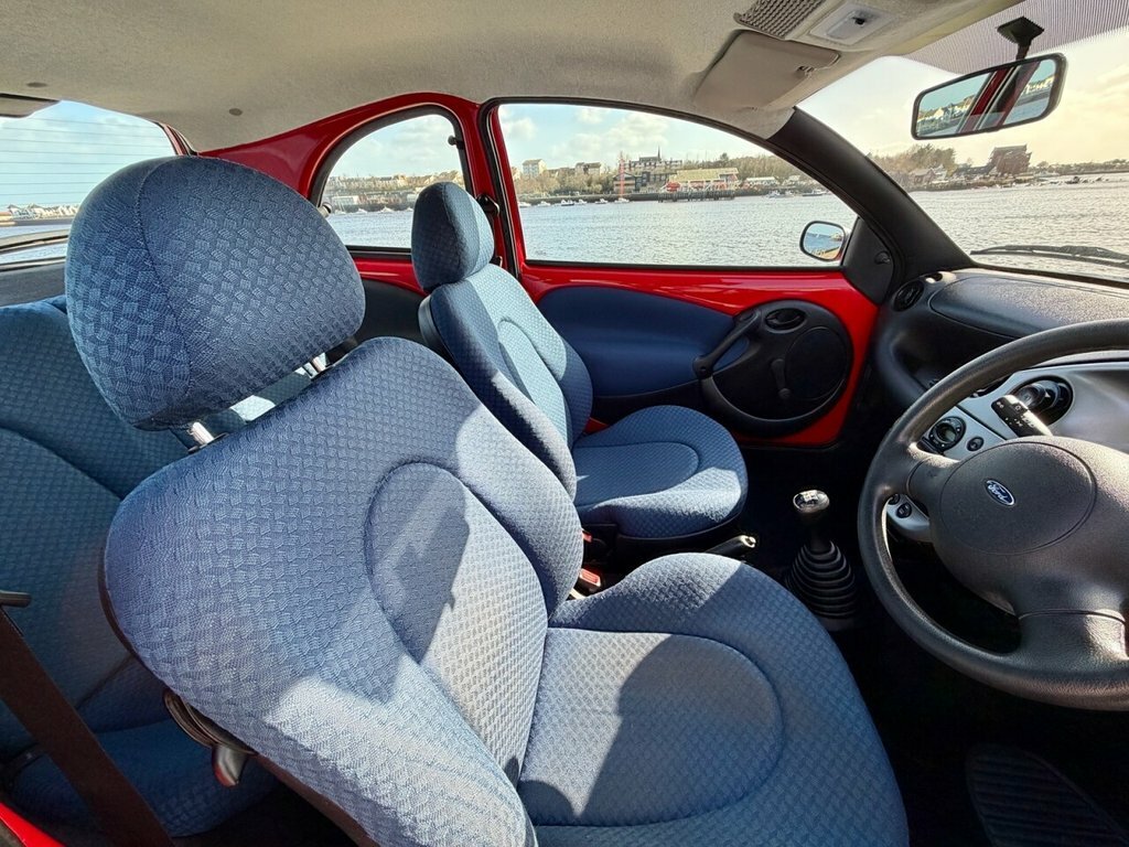 Ford KA Silver #7