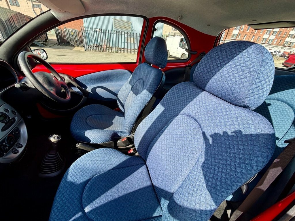 Ford KA Silver #19