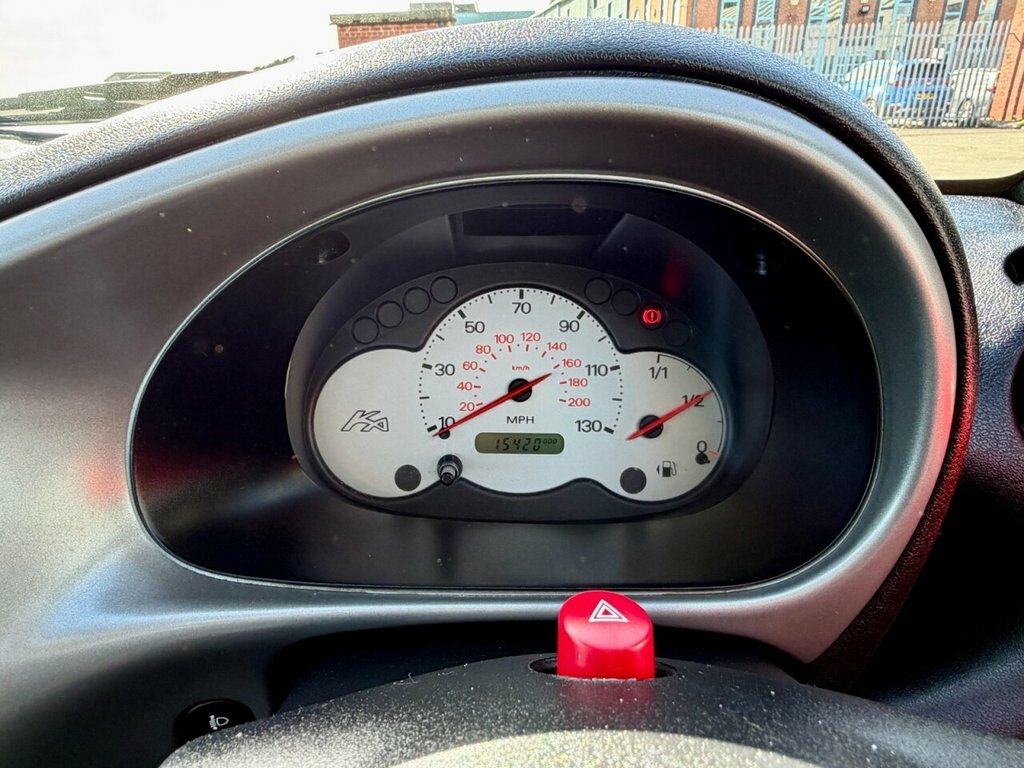 Ford KA Silver #21