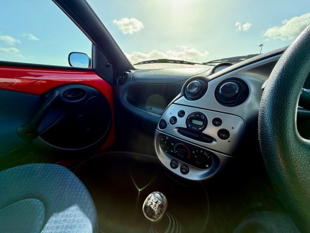 Ford KA Silver #29