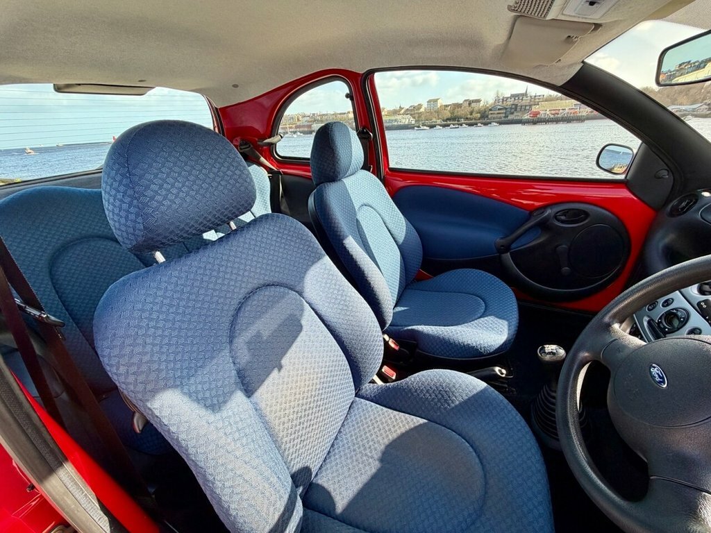 Ford KA Silver #15