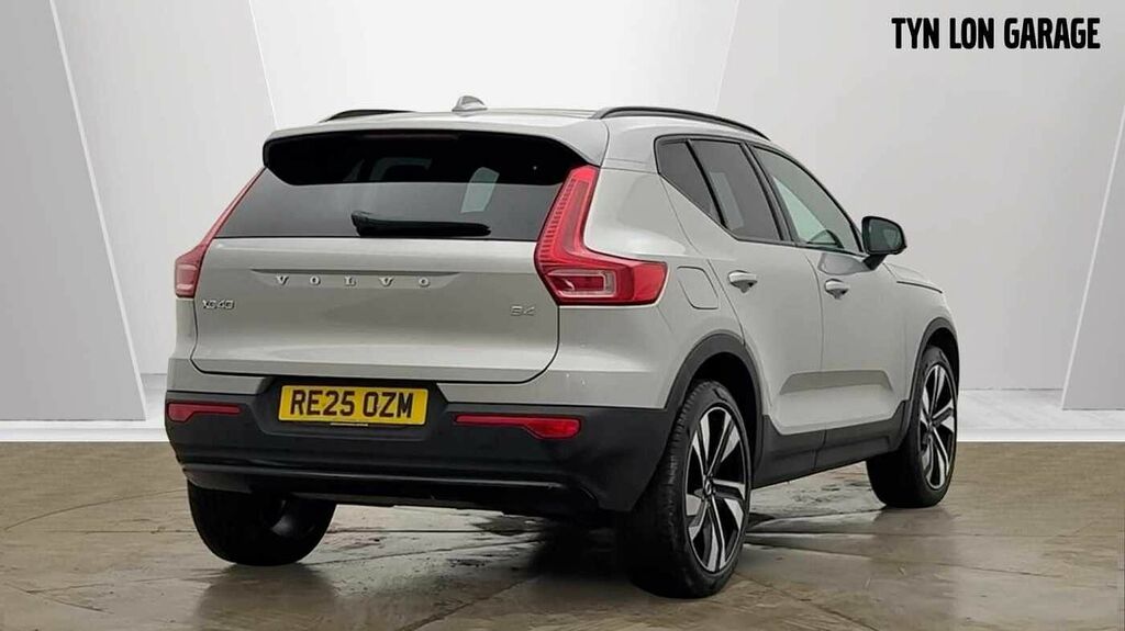 Volvo XC40 Ultra, B4 Mild Hybrid, Dark RE25OZM Silver #3
