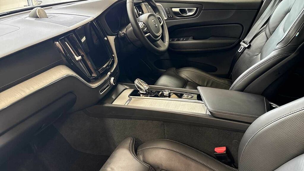 Volvo XC60 Ultra, B5 Awd Mild Hybrid, Bright RE25ZRK Blue #6