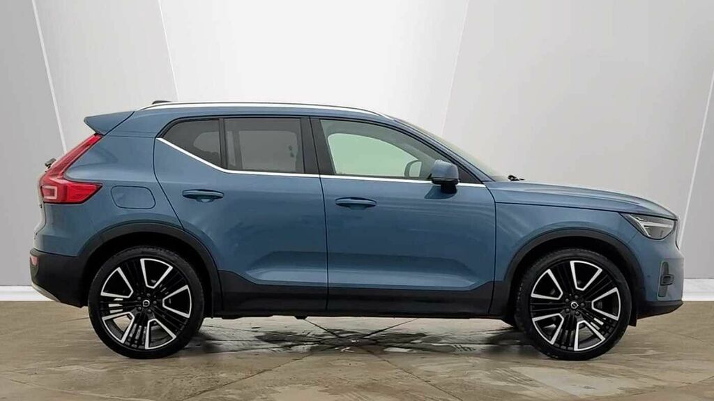 Volvo XC40 Ultra, B3 Mild Hybrid, Bright RA74JYK Blue #2