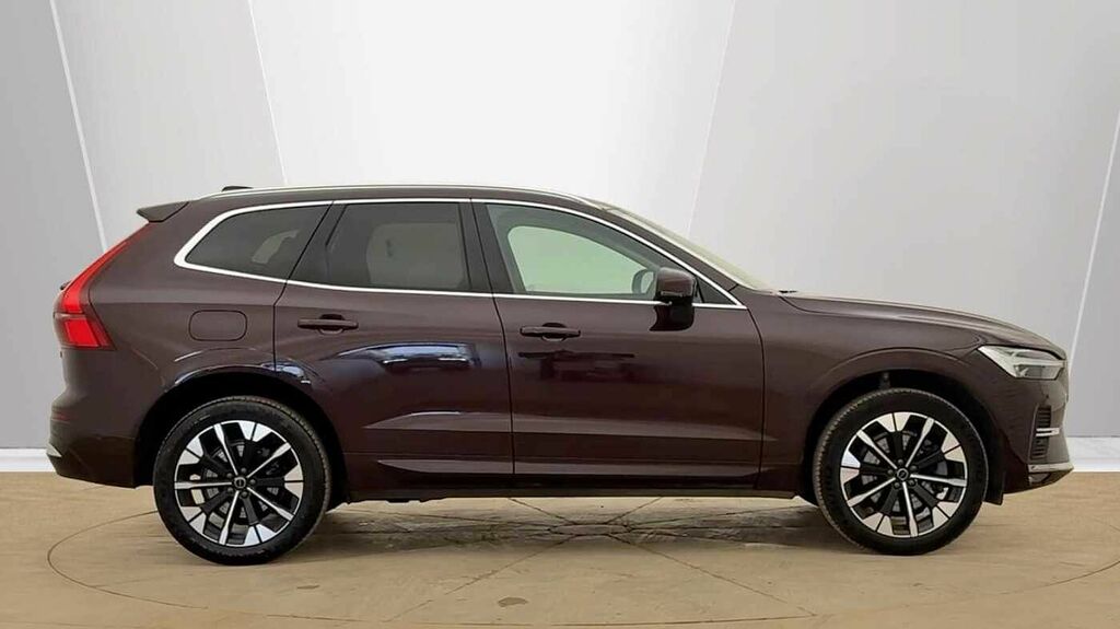 Volvo XC60 Ultra, B5 Awd Mild Hybrid, Bright RJ25MWX Red #2