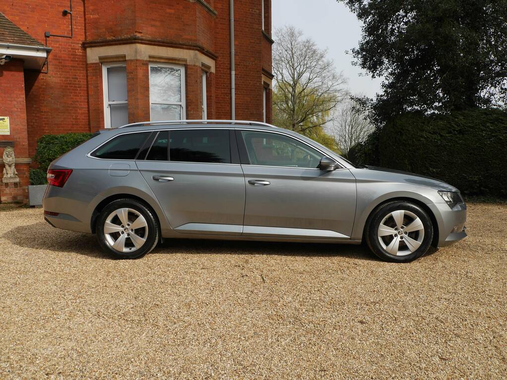 Skoda Superb Se Technology Tdi FX66LLW Grey #3