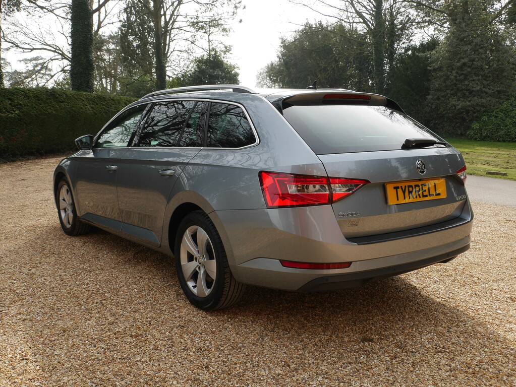 Skoda Superb Se Technology Tdi FX66LLW Grey #6