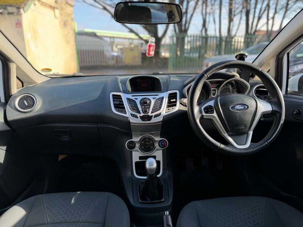 Ford Fiesta 1.25 Zetec MK12LJZ White #2