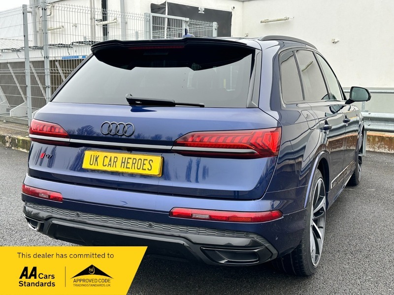 Audi Q7 7 Seater 3.0 Y29YAN Blue #2