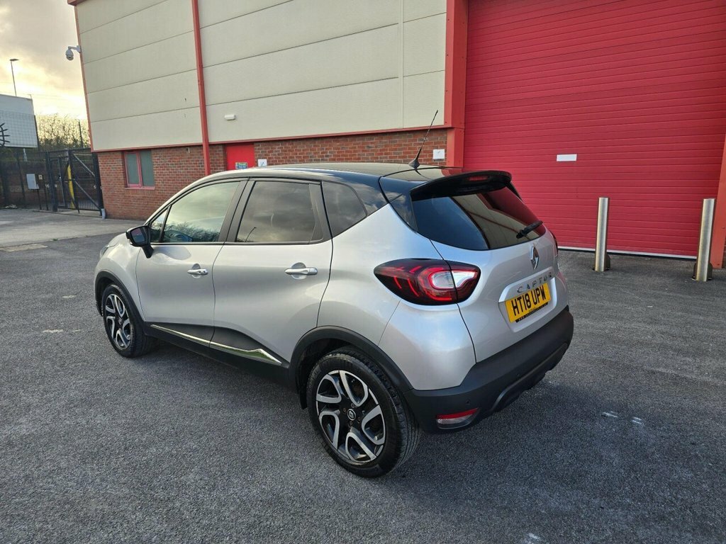 Renault Captur Suv HT18UPW Silver #5