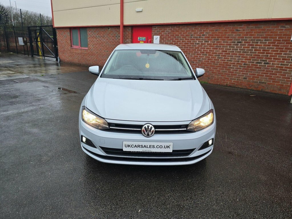 Volkswagen Polo Hatchback NV20AEG Silver #4