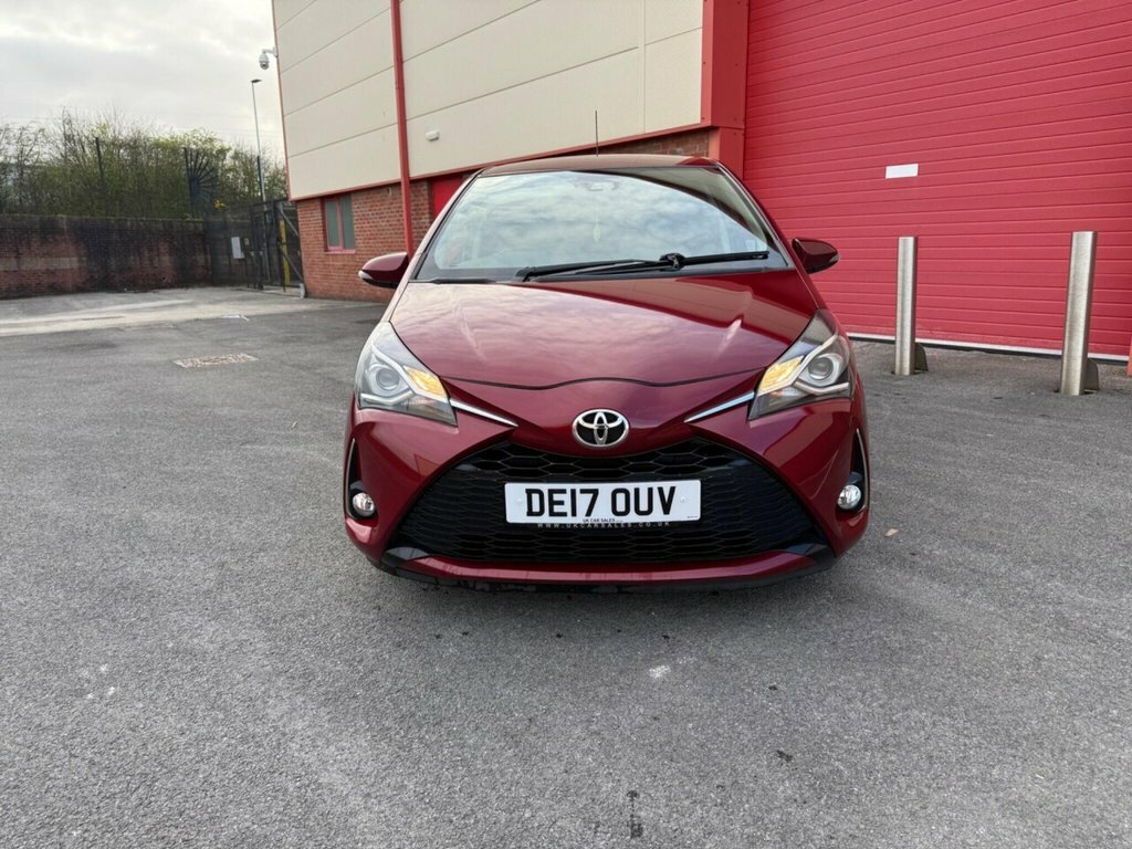 Toyota Yaris Hatchback DE17OUV Red #2